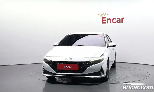 Hyundai Avante 2023 1.6 автомат (гидро), миниатюра 3