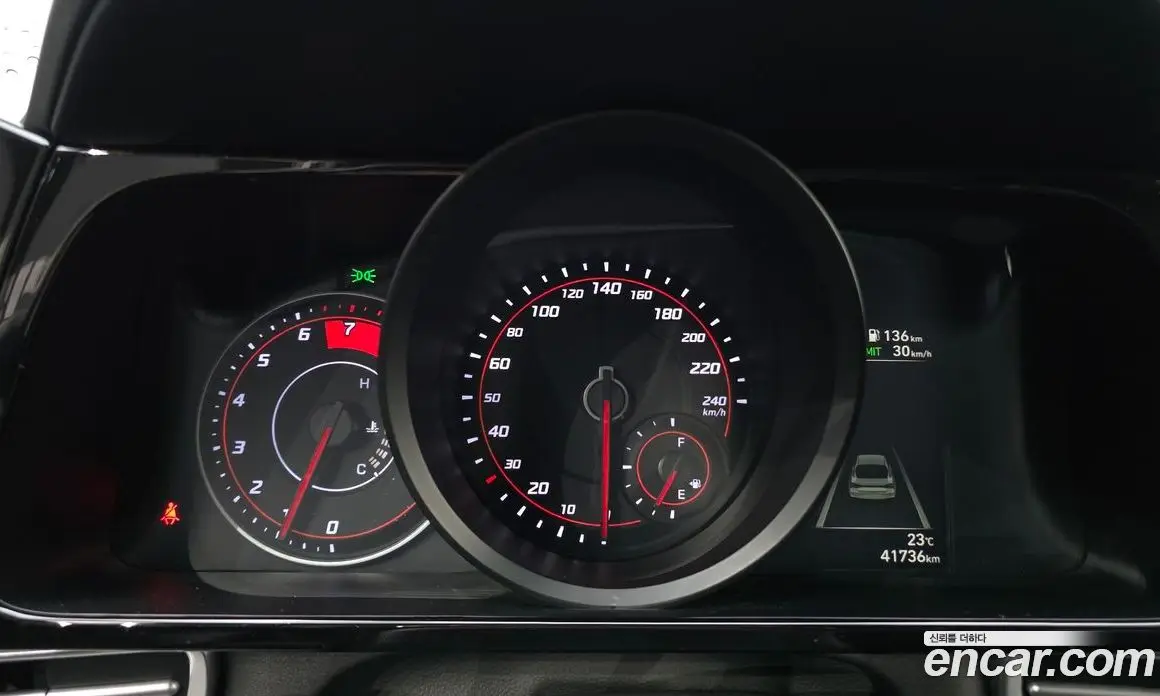 Hyundai Avante 2023 1.6 автомат (гидро), фото 8