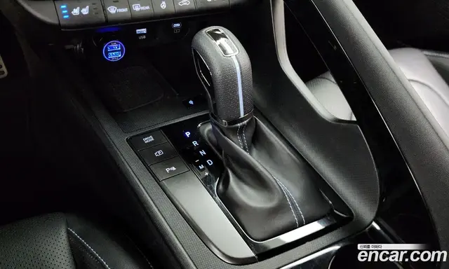 Hyundai Avante 2024 2.0 автомат (гидро), миниатюра 12