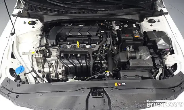 Hyundai Avante 2025 1.6 автомат (гидро), миниатюра 6