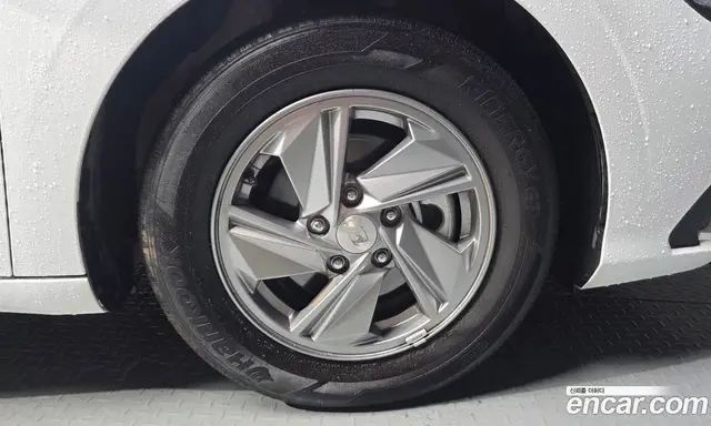 Hyundai Avante 2025 1.6 автомат (гидро), миниатюра 7