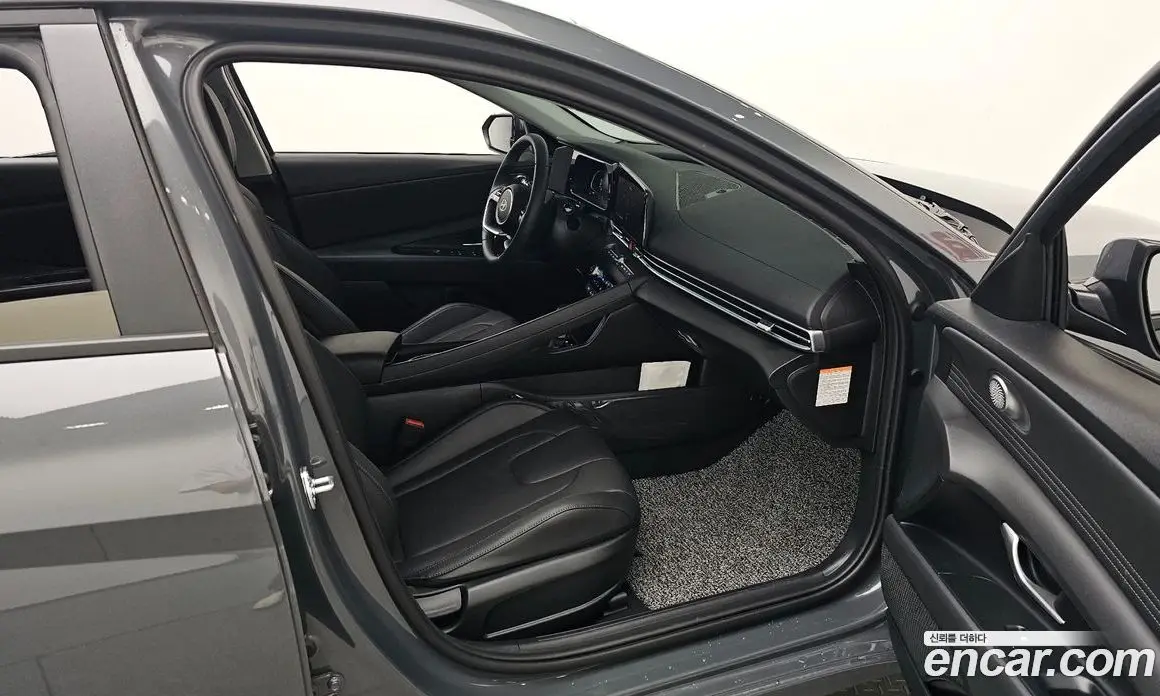 Hyundai Avante 2026 1.6 автомат (гидро), фото 17