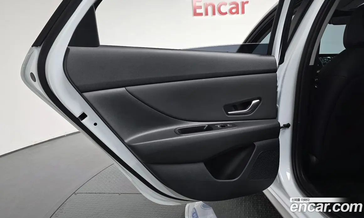 Hyundai Avante 2026 1.6 автомат (гидро), фото 14
