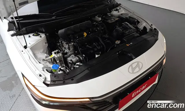 Hyundai Avante 2026 1.6 автомат (гидро), миниатюра 5