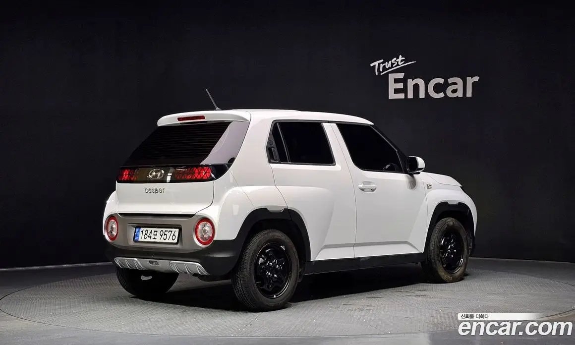 Hyundai Casper 2022 1.0 автомат (гидро), фото 2
