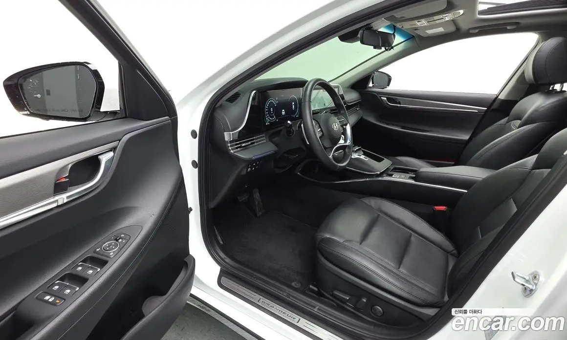 Hyundai Grandeur 2021 2.5 автомат (гидро), фото 13