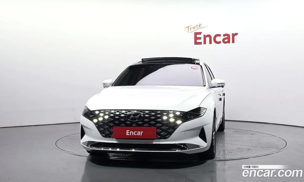 Hyundai Grandeur 2021 2.5 автомат (гидро), фото 3
