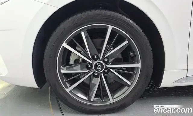 Hyundai Grandeur 2021 2.5 автомат (гидро), миниатюра 5