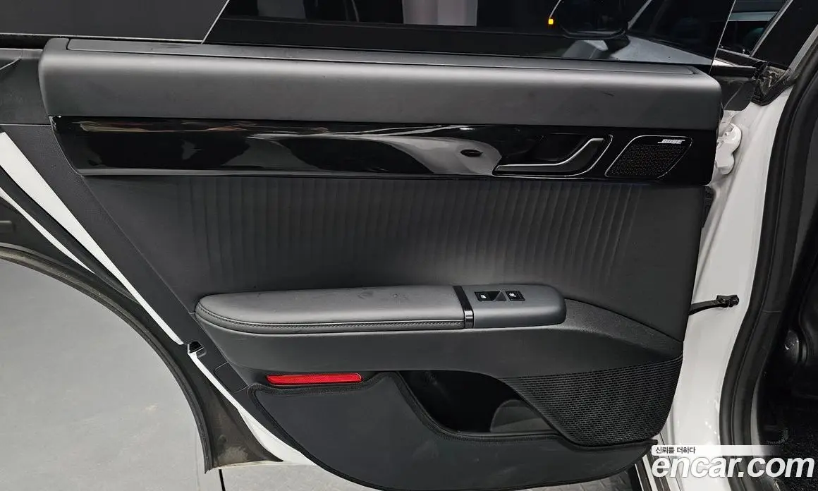 Hyundai Grandeur 2023 1.6 автомат (гидро), фото 15