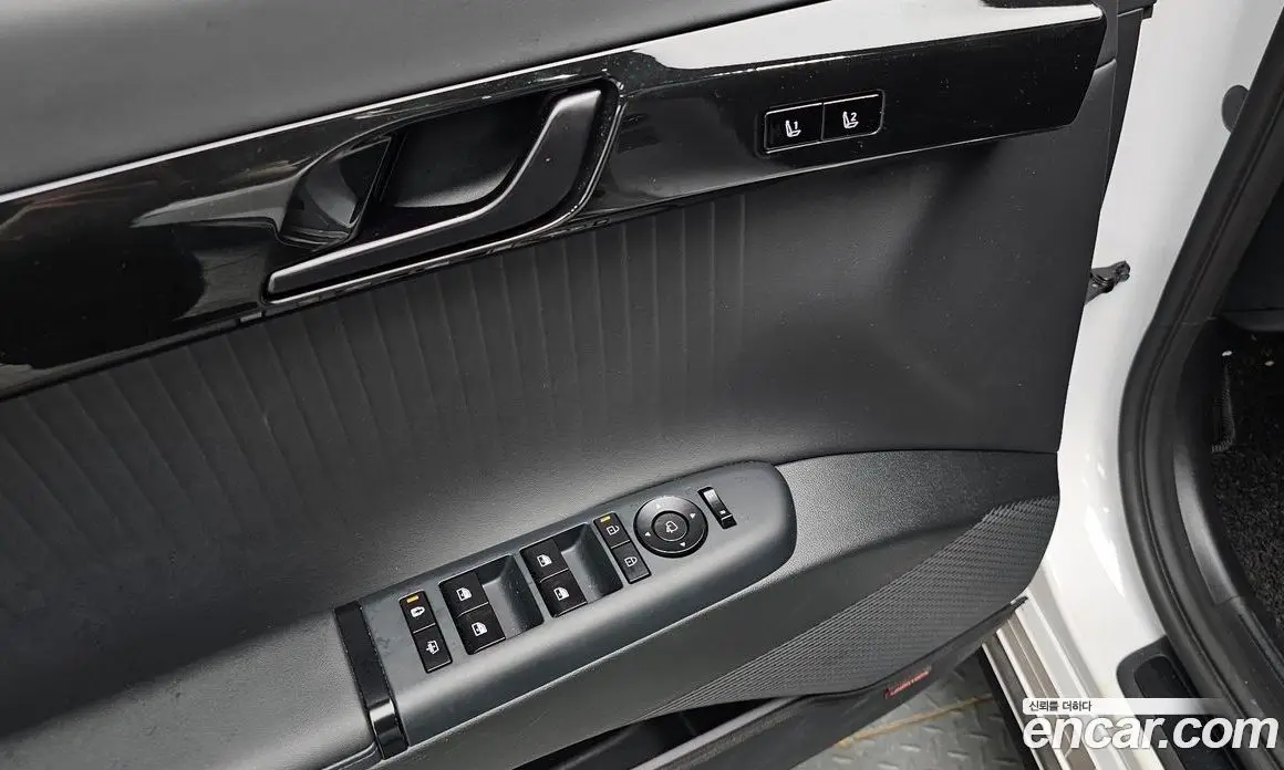 Hyundai Grandeur 2023 1.6 автомат (гидро), фото 25