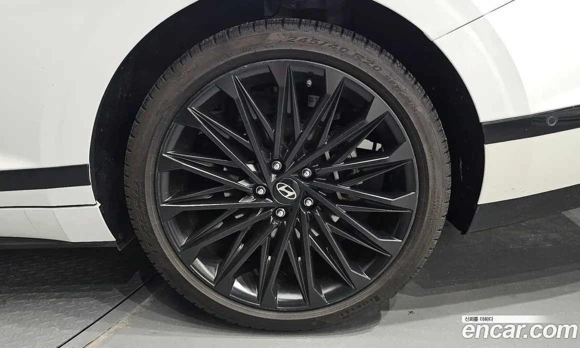Hyundai Grandeur 2023 1.6 автомат (гидро), фото 7