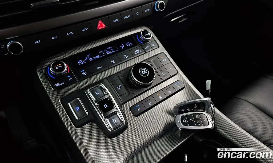 Hyundai Palisade 2023 2.2 автомат (гидро), фото 11