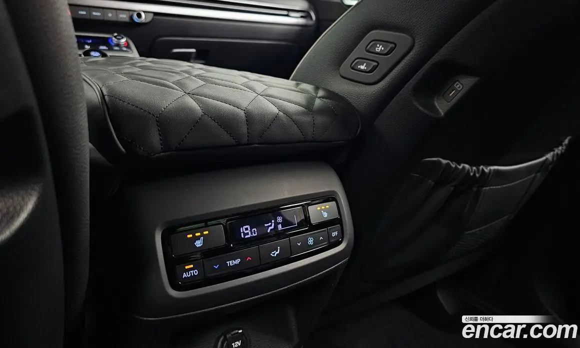 Hyundai Palisade 2023 2.2 автомат (гидро), фото 30