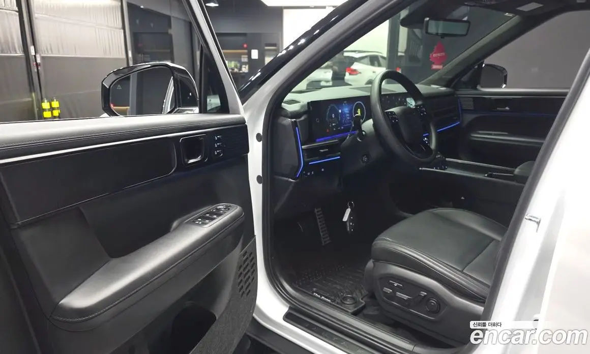 Hyundai Santa Fe 2023 1.6 автомат (гидро), фото 13