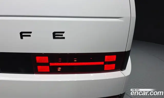Hyundai Santa Fe 2023 1.6 автомат (гидро), миниатюра 9