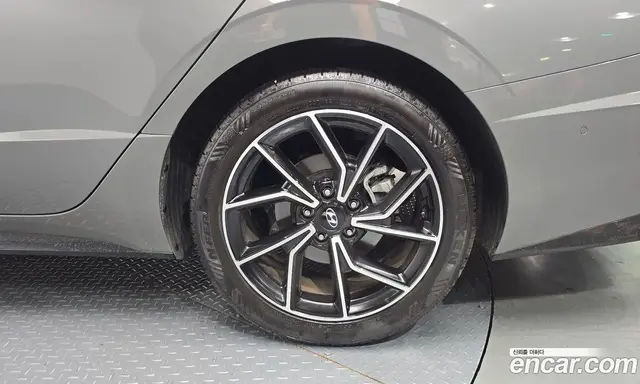 Hyundai Sonata 2021 1.6 автомат (гидро), миниатюра 6