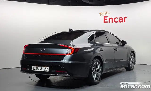 Hyundai Sonata 2022 2.0 автомат (гидро), миниатюра 2