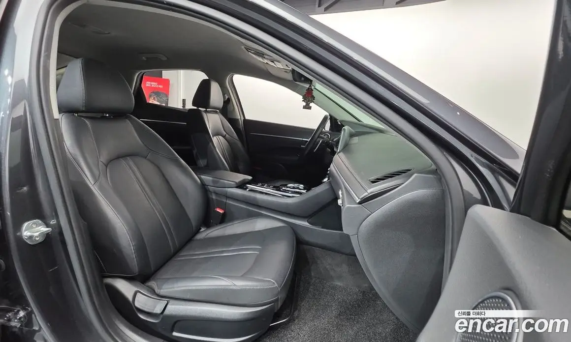 Hyundai Sonata 2022 2.0 автомат (гидро), фото 10