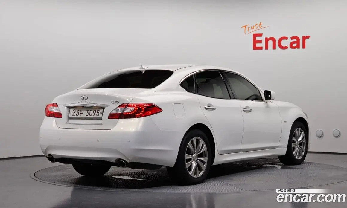 Infiniti M 2013 3.0 автомат (гидро), фото 2