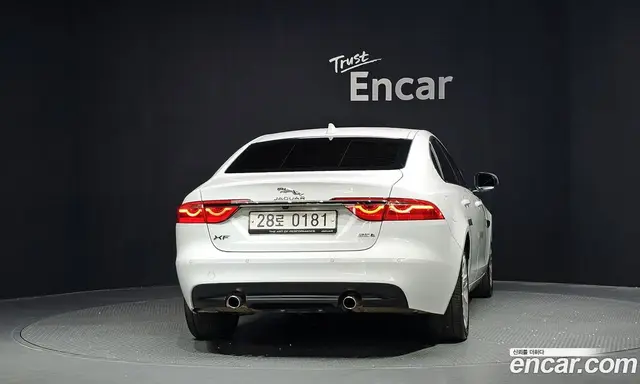 Jaguar XF 2016 2.0 автомат (гидро), миниатюра 4