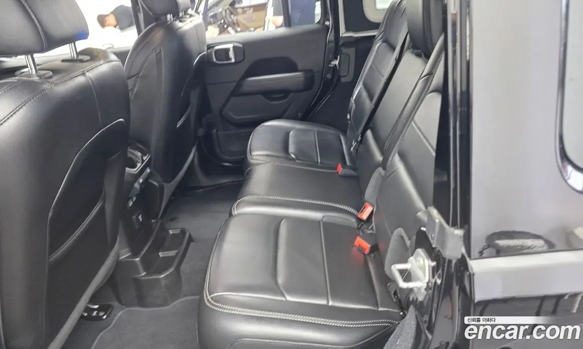 Jeep Wrangler 2020 2.0 автомат (гидро), фото 17