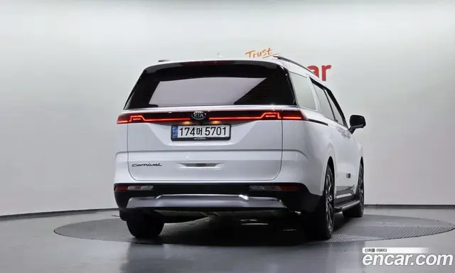 Kia Carnival 2021 3.5 автомат (гидро), миниатюра 4