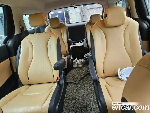Kia Carnival 2023 3.5 автомат (гидро), миниатюра 7