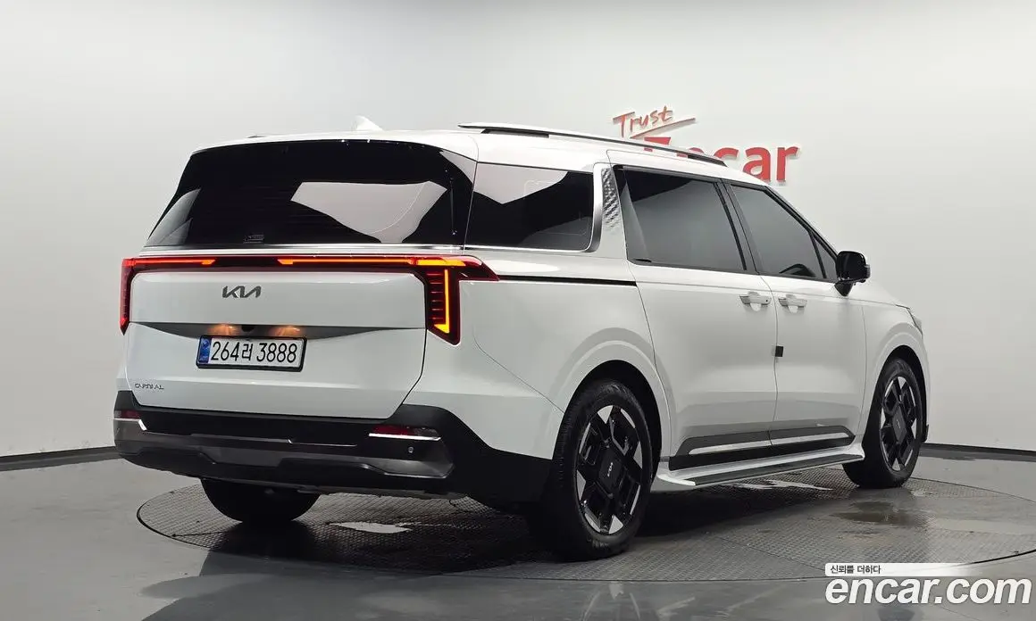 Kia Carnival 2025 3.5 автомат (гидро), фото 1