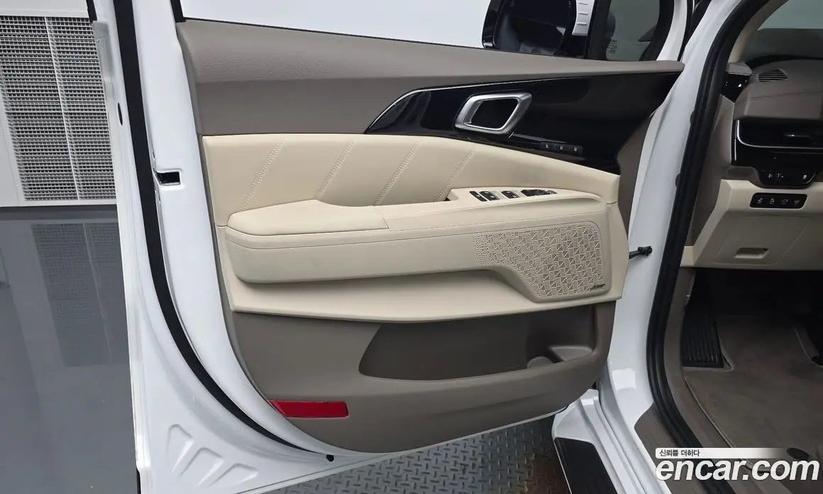 Kia Carnival 2025 3.5 автомат (гидро), фото 13