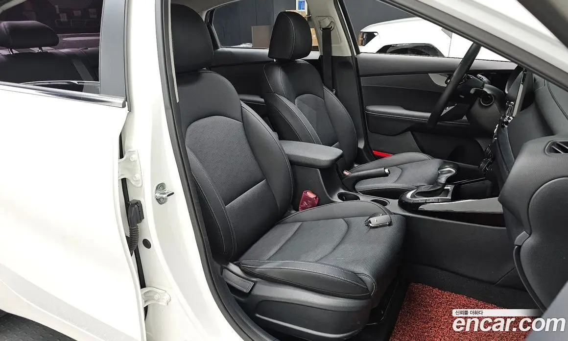 Kia K3 2019 1.6 автомат (гидро), фото 15