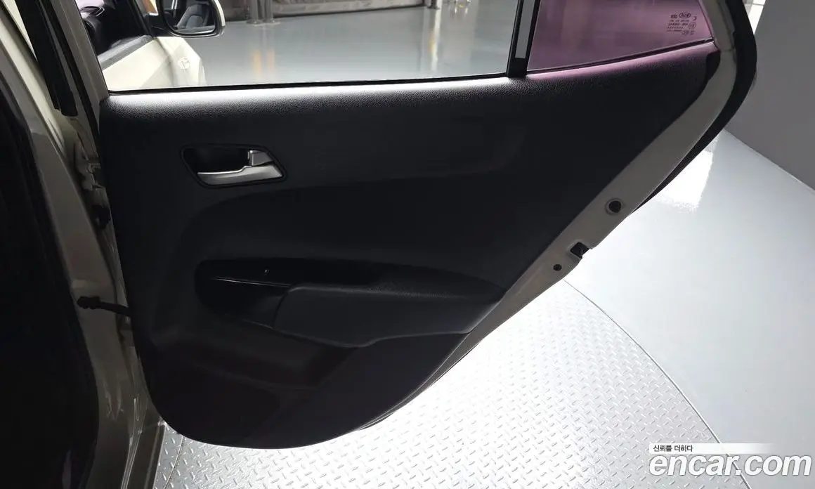 Kia Morning 2018 1.0 автомат (гидро), фото 15