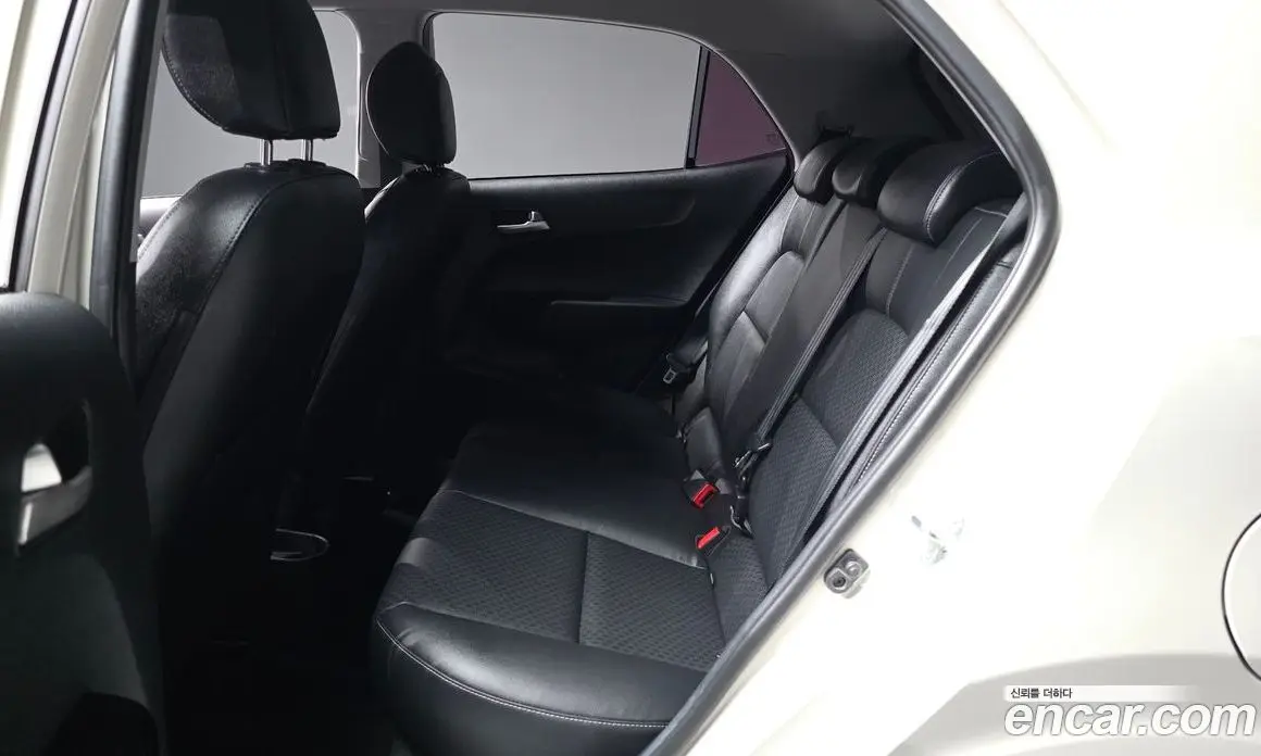 Kia Morning 2018 1.0 автомат (гидро), фото 16