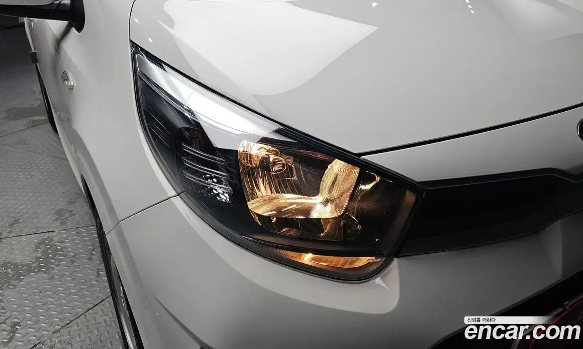 Kia Morning 2021 1.0 автомат (гидро), фото 8