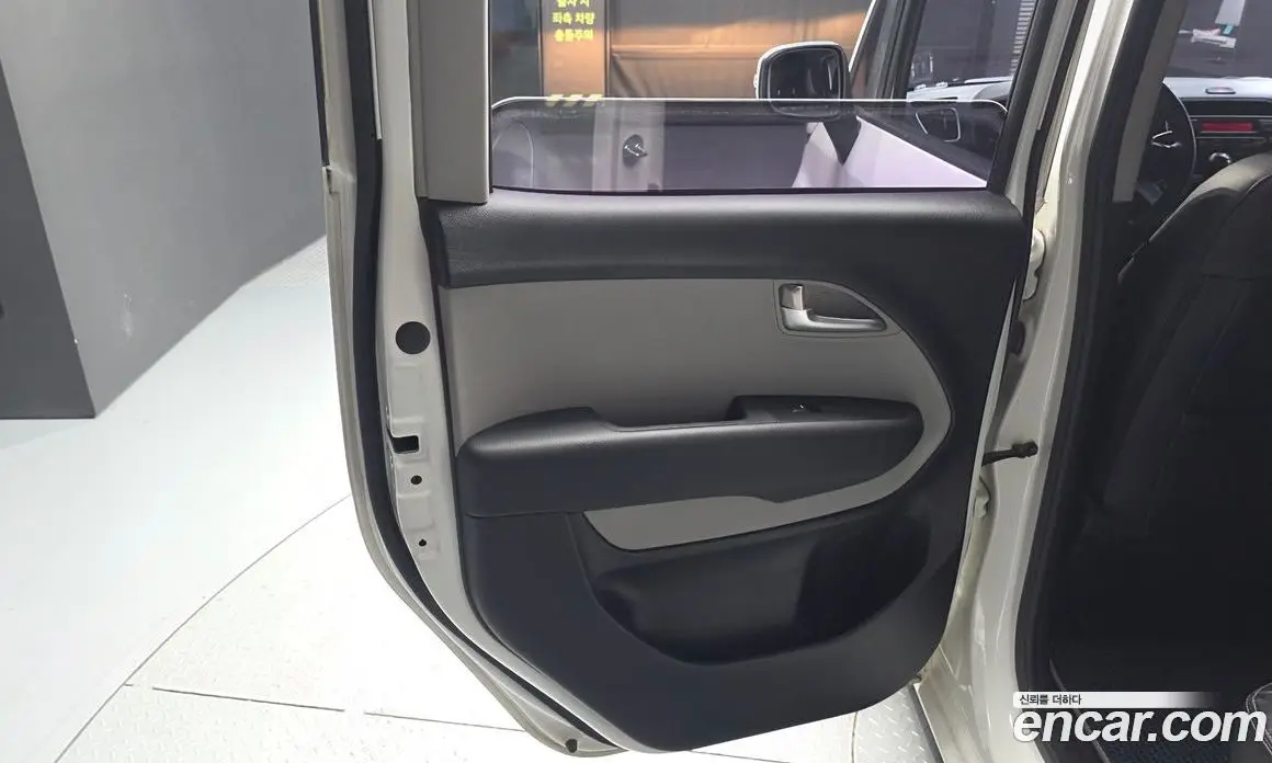 Kia Ray 2016 1.0 автомат (гидро), фото 15