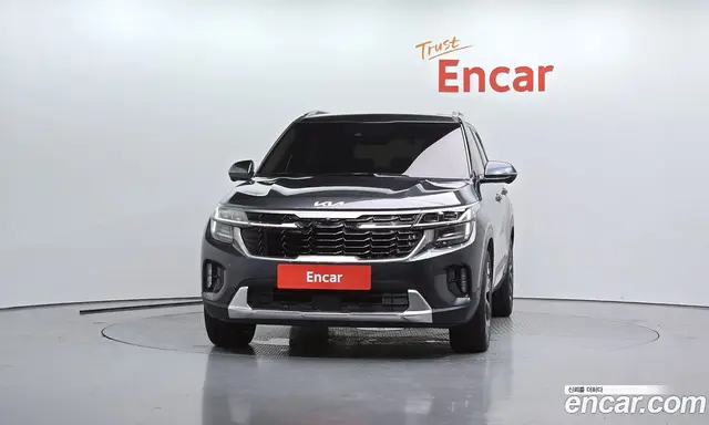 Kia Seltos 2023 1.6 автомат (гидро), миниатюра 3