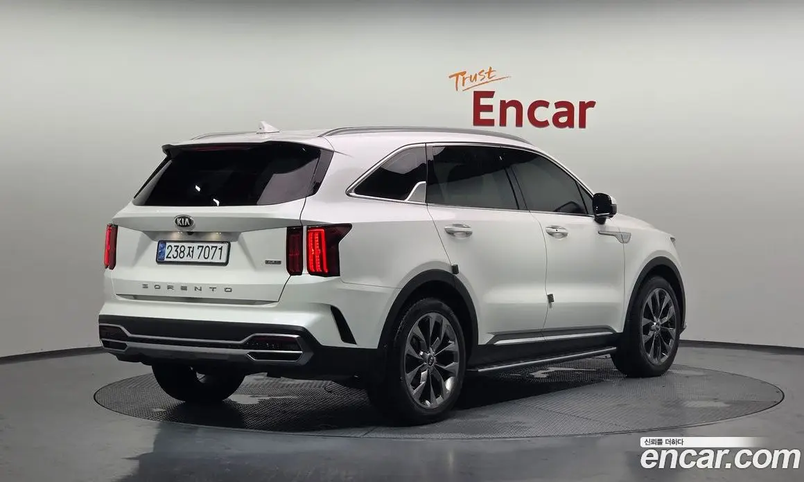 Kia Sorento 2021 2.5 автомат (гидро), фото 2