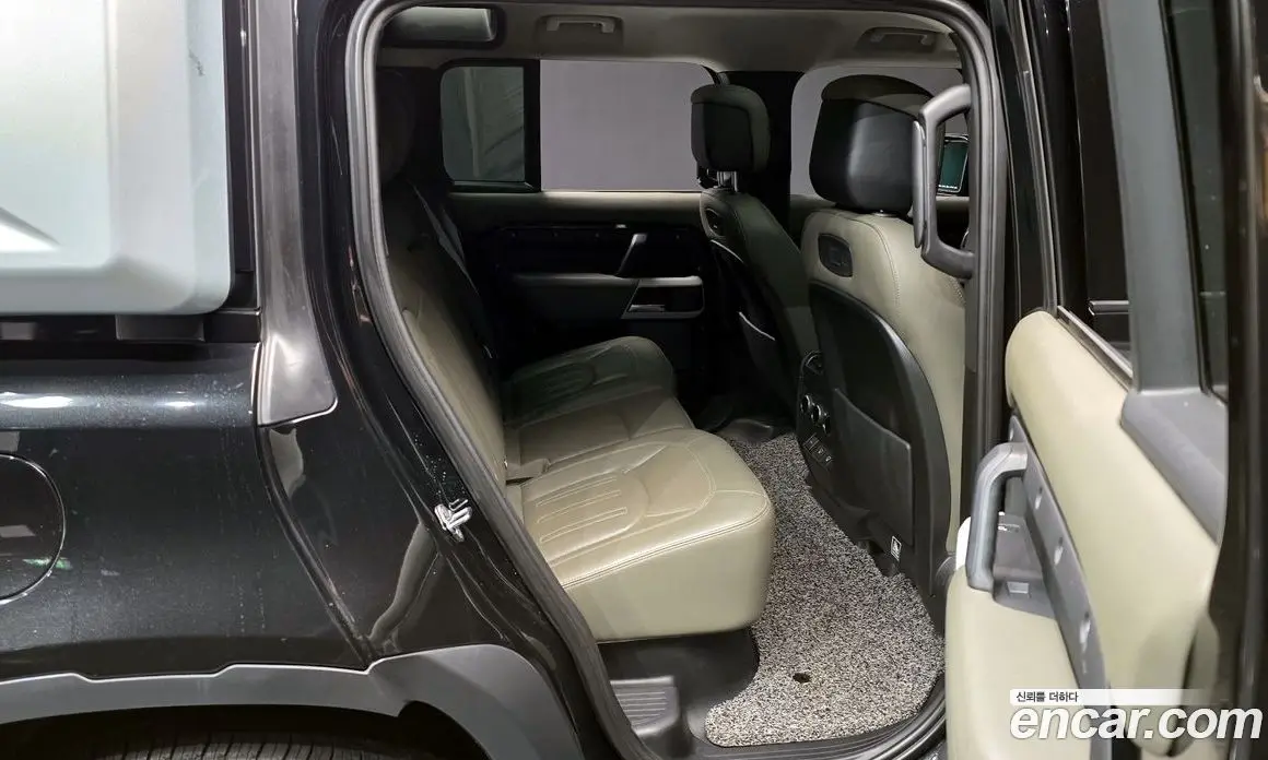 Land Rover Defender 2021 3.0 автомат (гидро), фото 12 Land Rover Defender 2021 3.0 автомат (гидро), фото 12