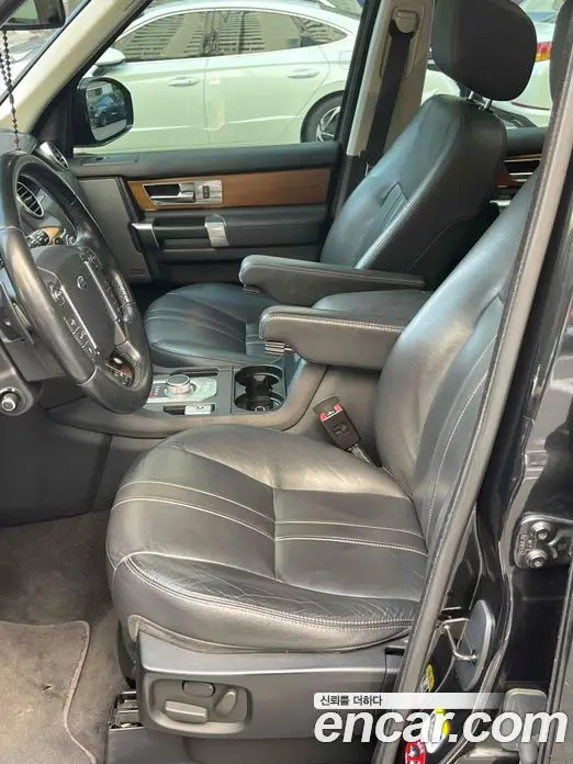Land Rover Discovery 2016 3.0 автомат (гидро), фото 7