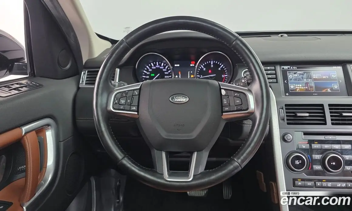 Land Rover Discovery Sport 2016 2.0 автомат (гидро), фото 14