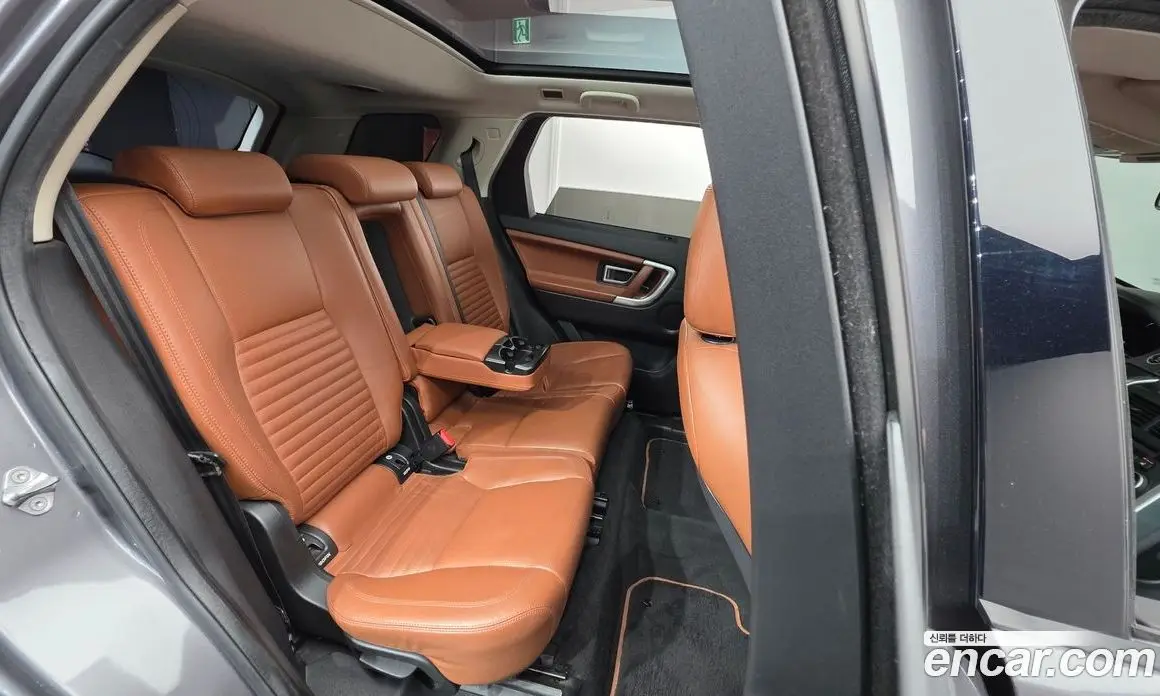 Land Rover Discovery Sport 2016 2.0 автомат (гидро), фото 19