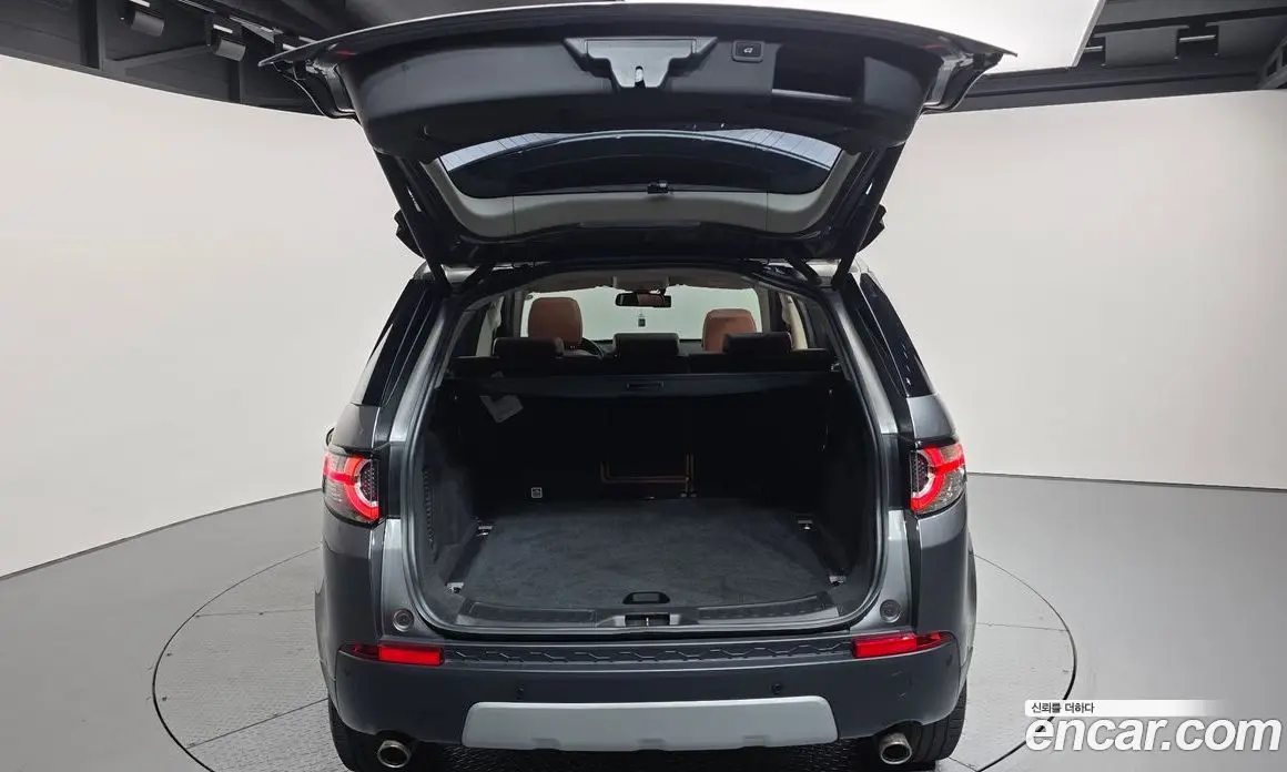 Land Rover Discovery Sport 2016 2.0 автомат (гидро), фото 20