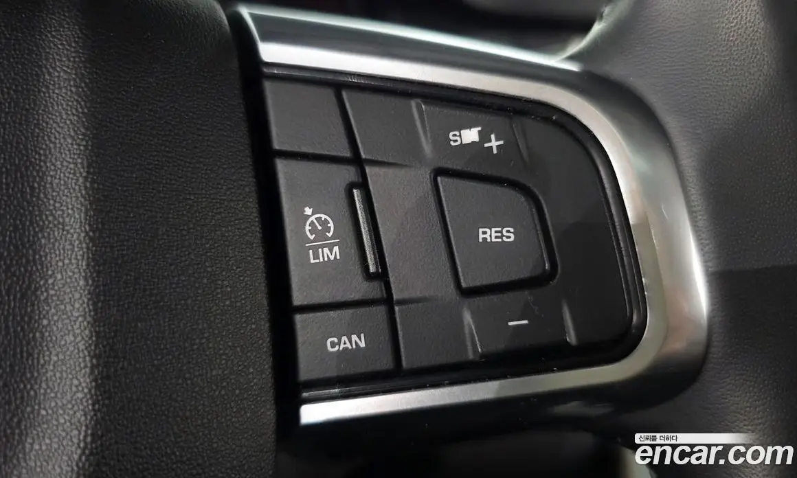 Land Rover Discovery Sport 2018 2.0 автомат (гидро), фото 19