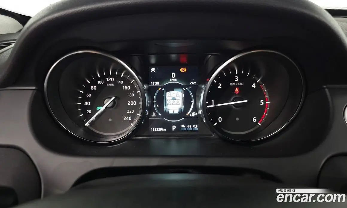 Land Rover Discovery Sport 2018 2.0 автомат (гидро), фото 8