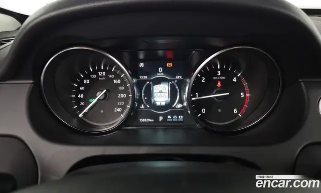 Land Rover Discovery Sport 2018 2.0 автомат (гидро), миниатюра 8