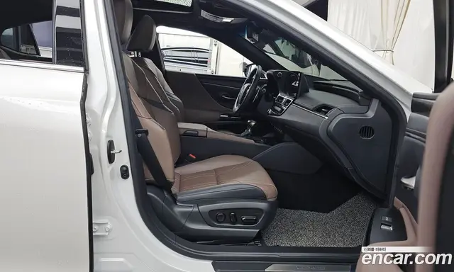 Lexus ES 2023 2.5 автомат (гидро), миниатюра 11