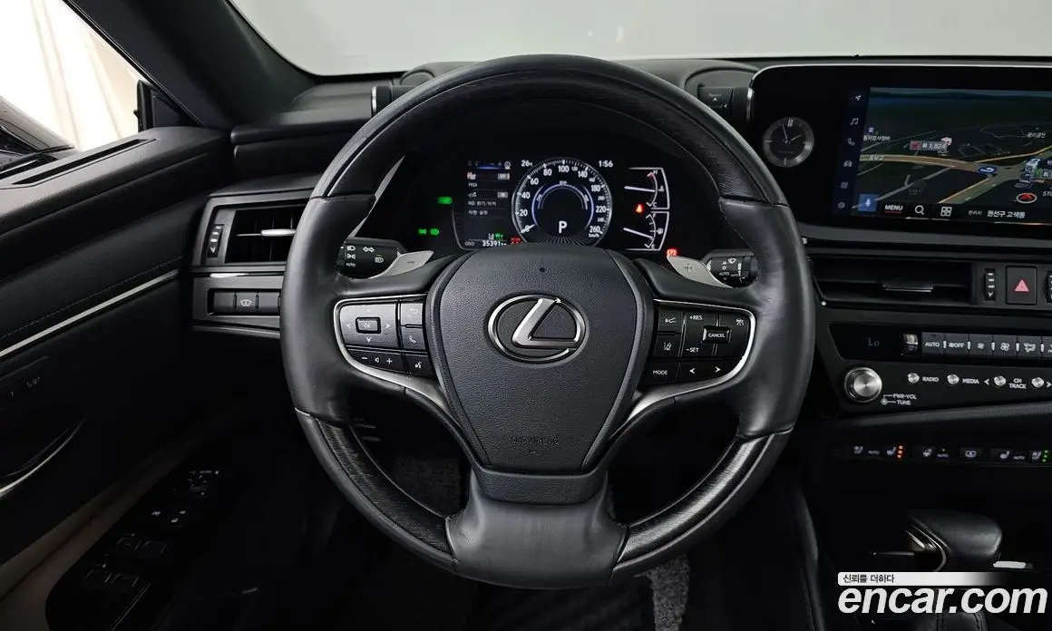 Lexus ES 2023 2.5 автомат (гидро), фото 13