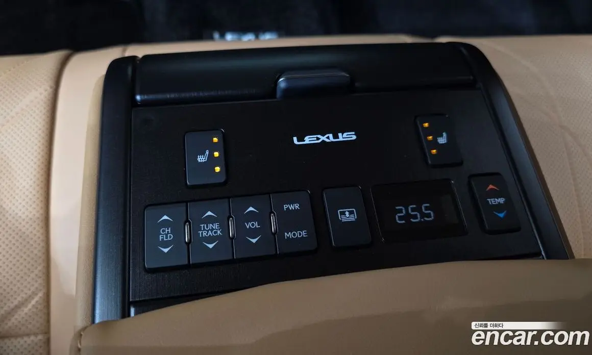Lexus ES 2023 2.5 автомат (гидро), фото 31