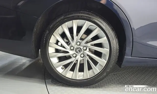 Lexus ES 2023 2.5 автомат (гидро), миниатюра 5
