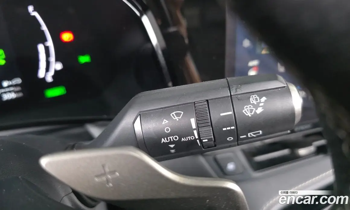 Lexus NX 2024 2.5 автомат (гидро), фото 28