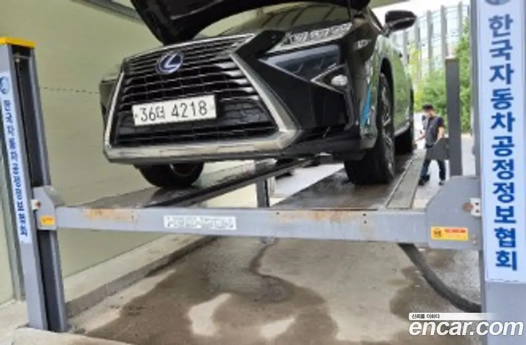 Lexus RX 2017 3.5 автомат (гидро), фото 1